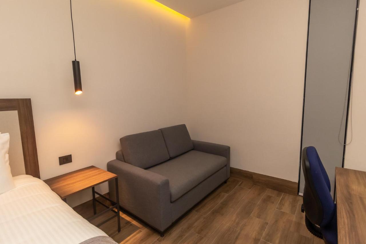 Hoteles Piedra Alta By De Los Perez San Andrés Tuxtla エクステリア 写真